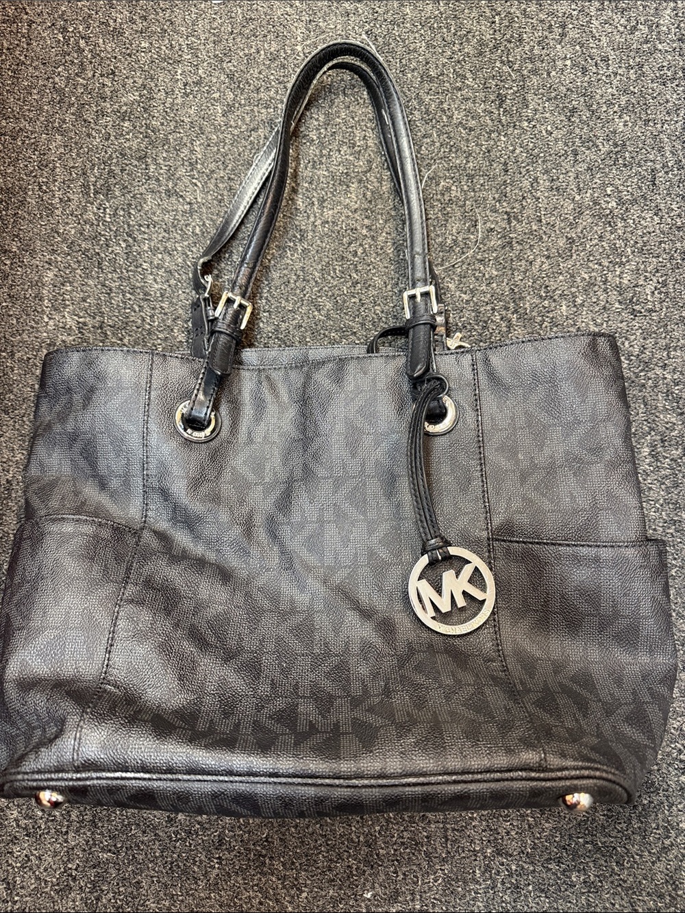 Michael Kors Jet Set Signature‎ Black Tote Bag